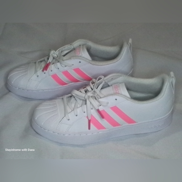 New Adidas Streetcheck Shoes / Skate White & Pink GZ1948 MENS sz 7